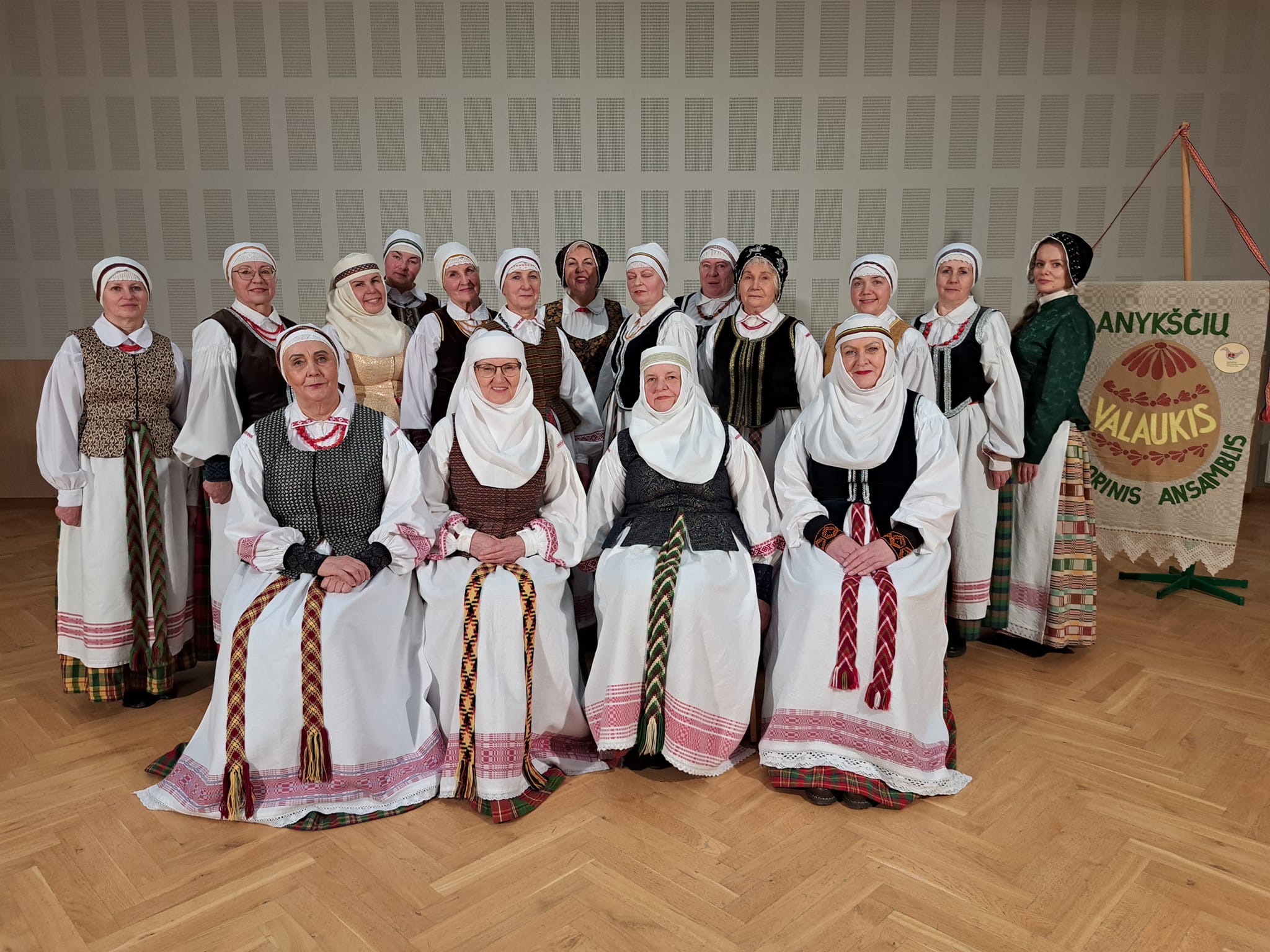 Folkloro ansamblis „Valaukis“
