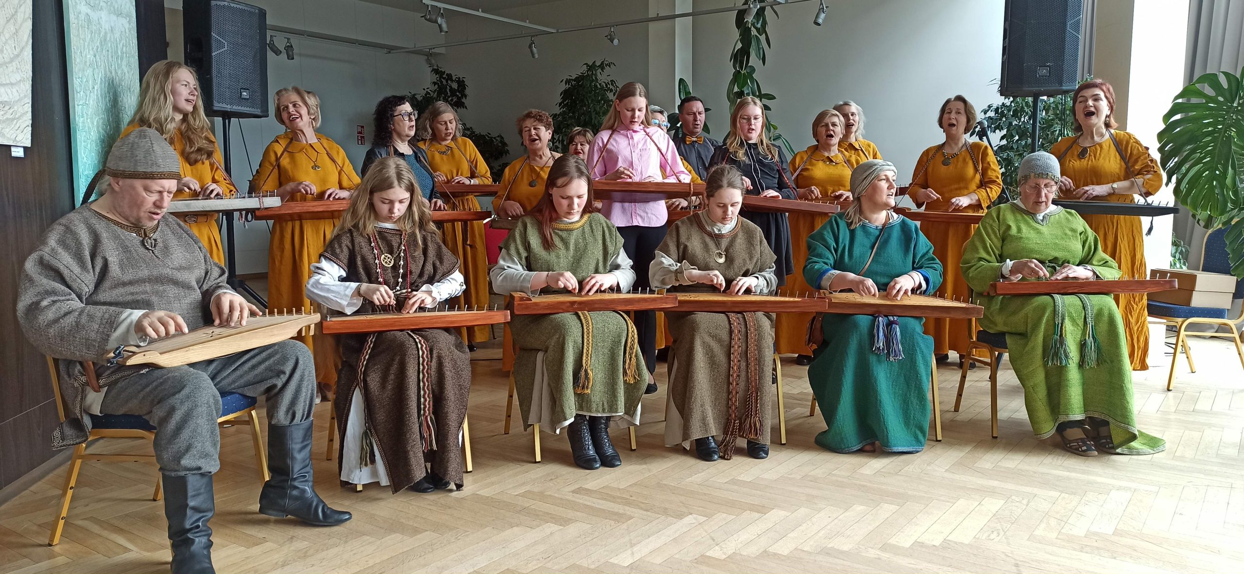 Tradicinių kanklių ansamblis „LAUMAKĖ“