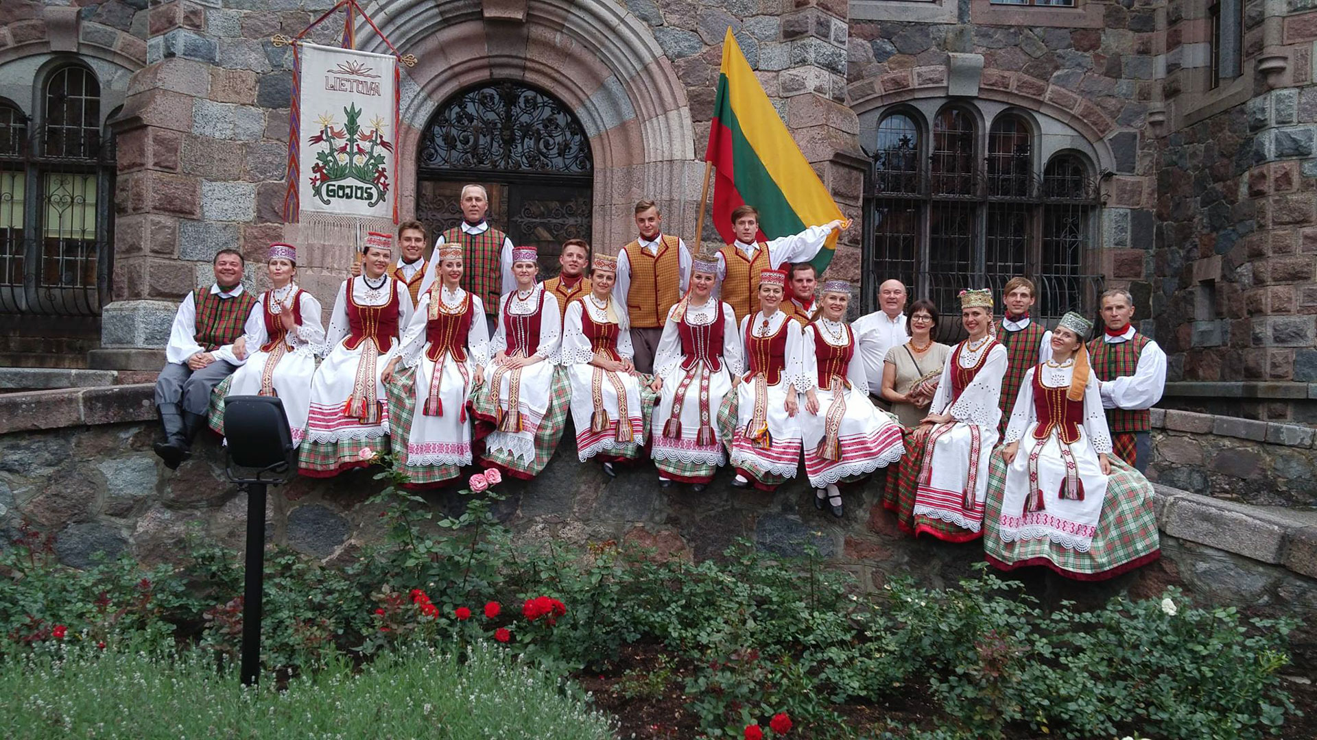 Liaudiškų šokių kolektyvas „GOJUS“