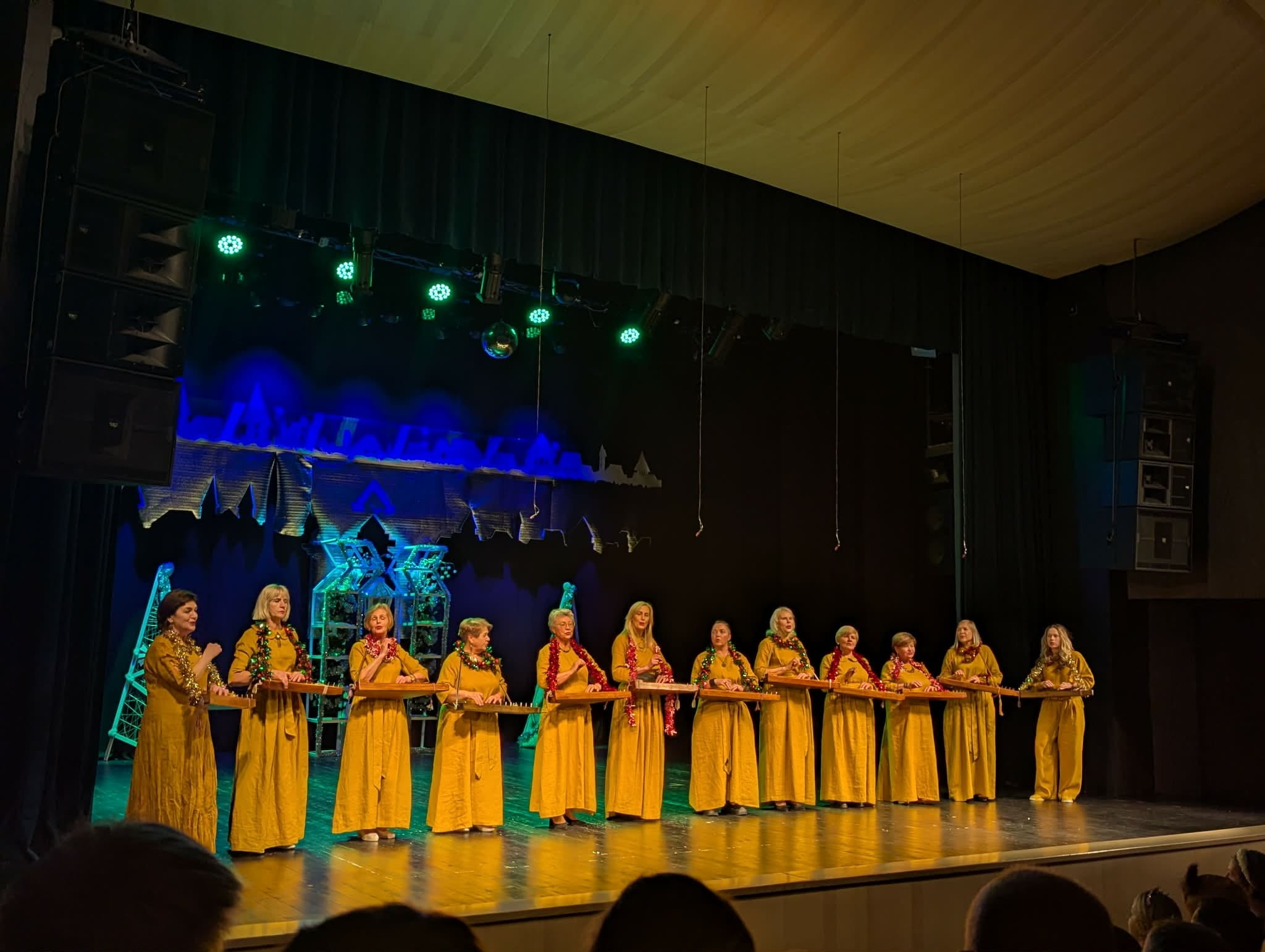 Tradicinių kanklių ansamblis „LAUMAKĖ“