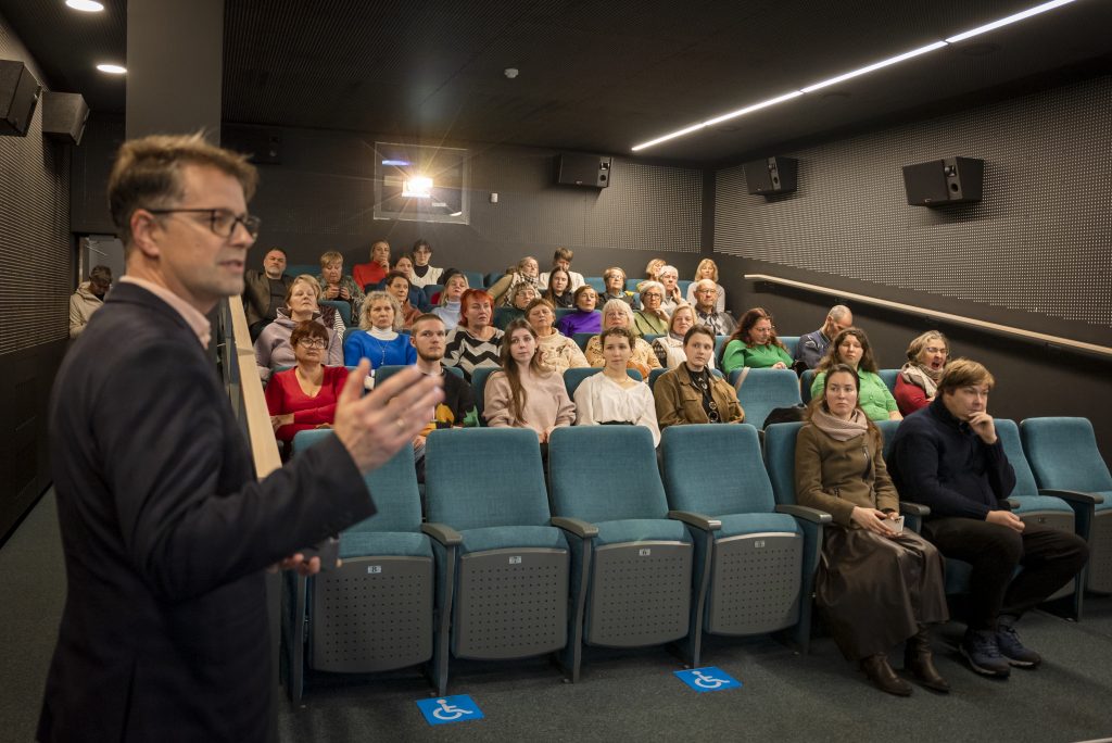 „ADOX“ – dokumentinis kino festivalis, atveriantis skirtingas perspektyvas